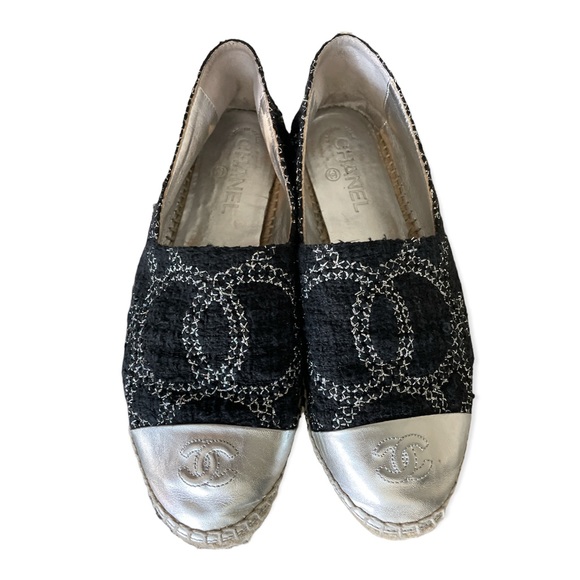 CHANEL Shoes - CHANEL Tweed Lambskin CC logo Espadrilles Black Silver size 40
